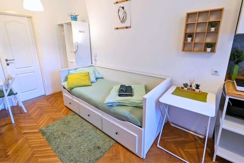 Cozy Ensuite Room In Zagreb Center Dış mekan fotoğraf
